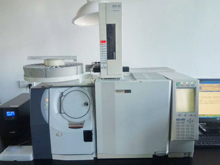 江蘇南通某大型檢測(cè)公司購(gòu)買我司的二手島津QP2010Plus